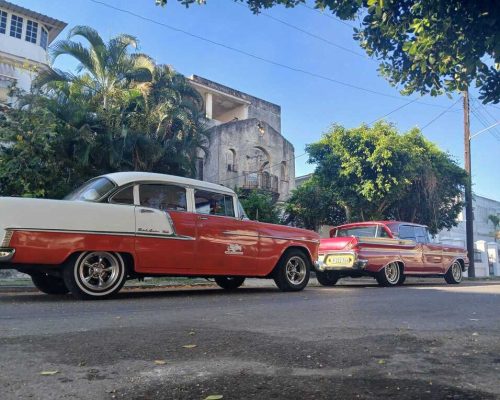 Autos-clasicos-CubaNeo-Travel-Neo-Travel-Group.jpg